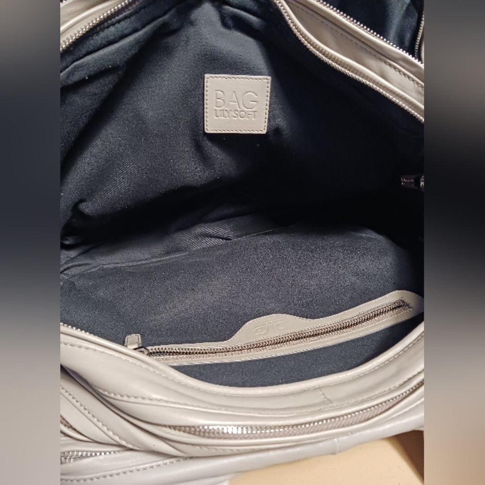 D&G LILLY SOFT gray, or taupe color travel bag - Picture 14 of 16